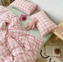 画像をギャラリービューアに読み込む, daily check bed cover set.