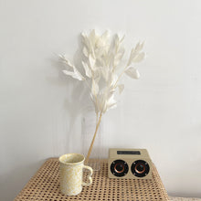 画像をギャラリービューアに読み込む, white leaf &amp; flower vase set
