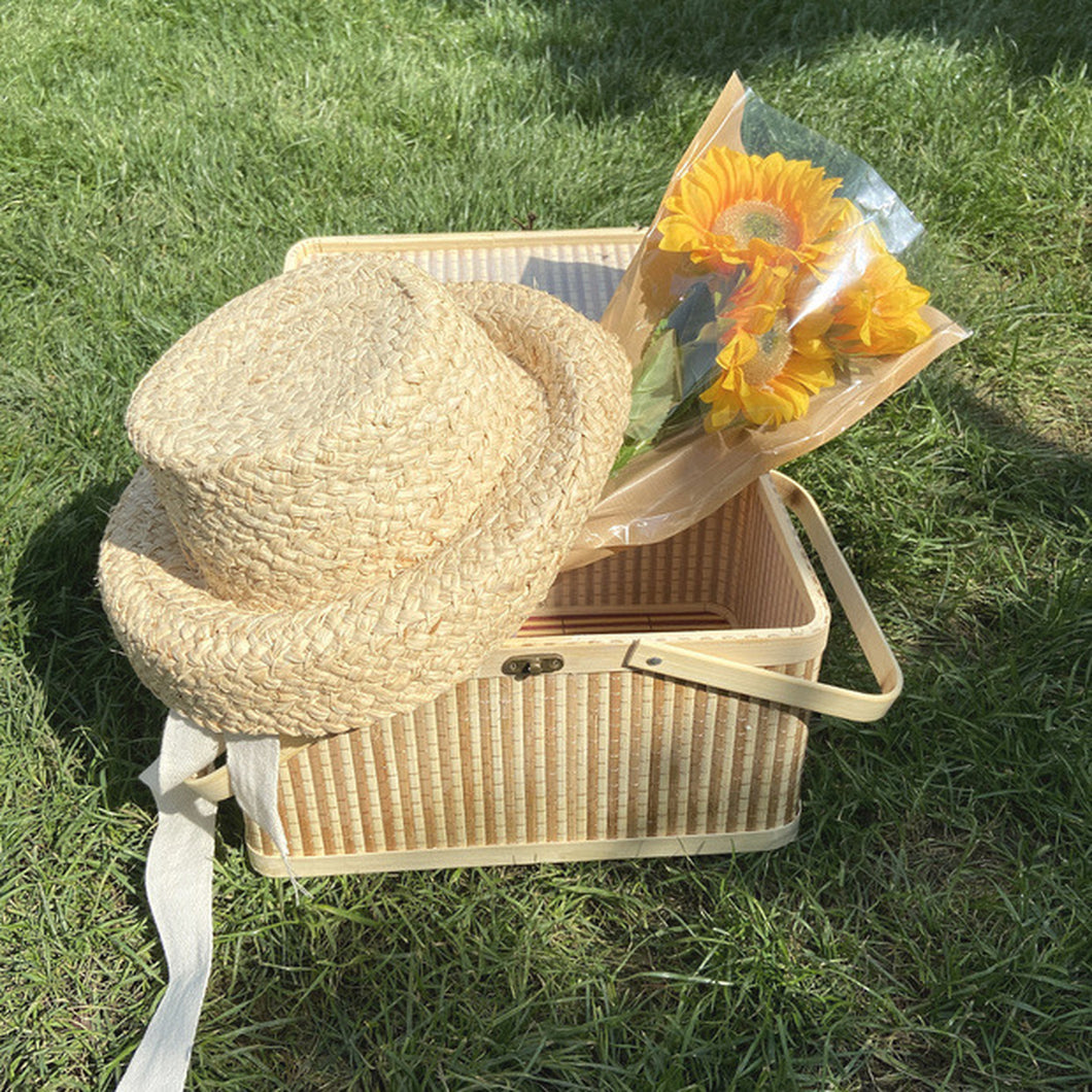 picnic basket.