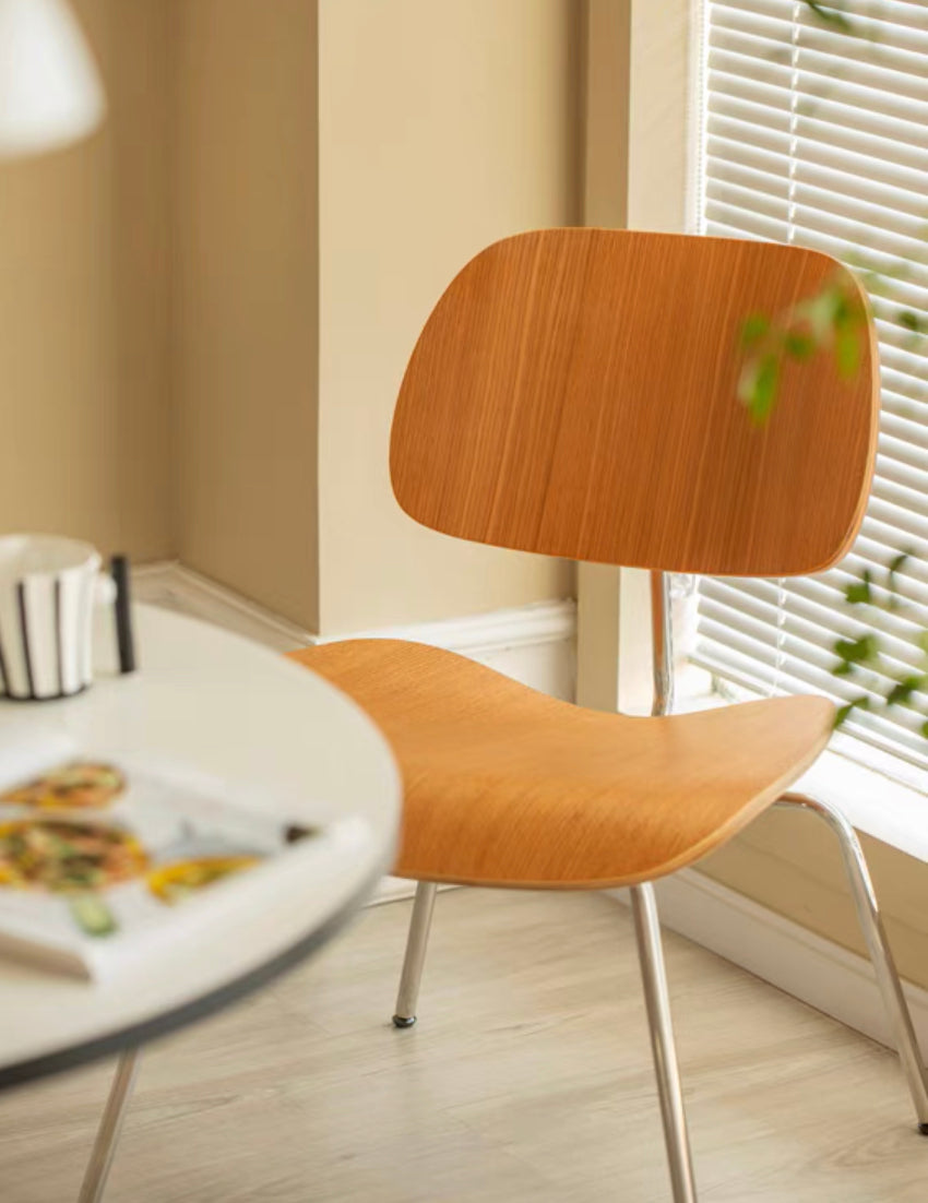 【Furniture market.】Eames LCM chair.(designer's series)